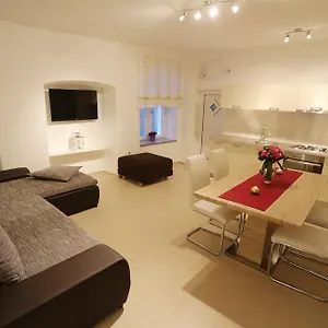 Apartment Kala